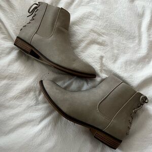 Women’s Dove Grey Ankle Boots